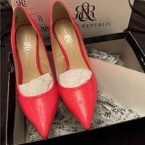 Rock & Republic Jett Pink Heels Size 8
